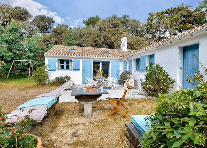 Дом отдыха Maison Pour 6 Adultes 4 Enfants A 100m De La Нуармутье